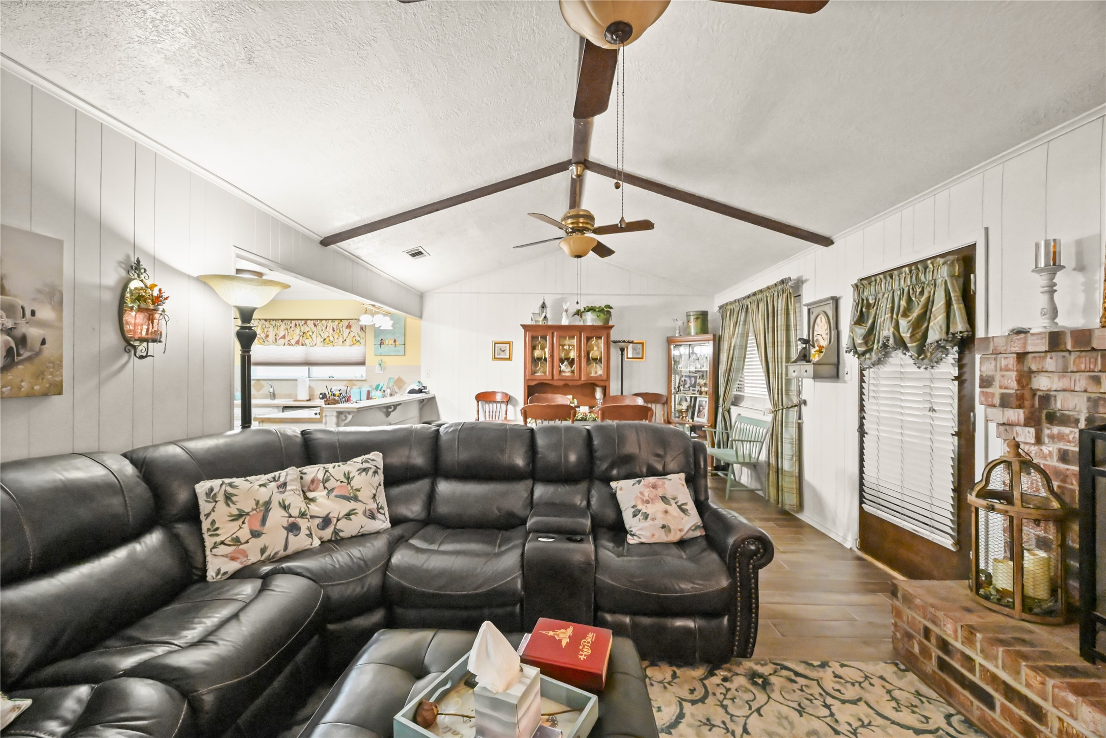 20135 Fox Grove Lane Humble, TX 77338 - Photo 6 of 34 a living room with furniture and wooden floor