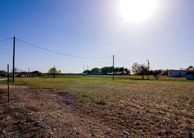 $278,000 | 147 Lago Drive, Sandia, TX 78383