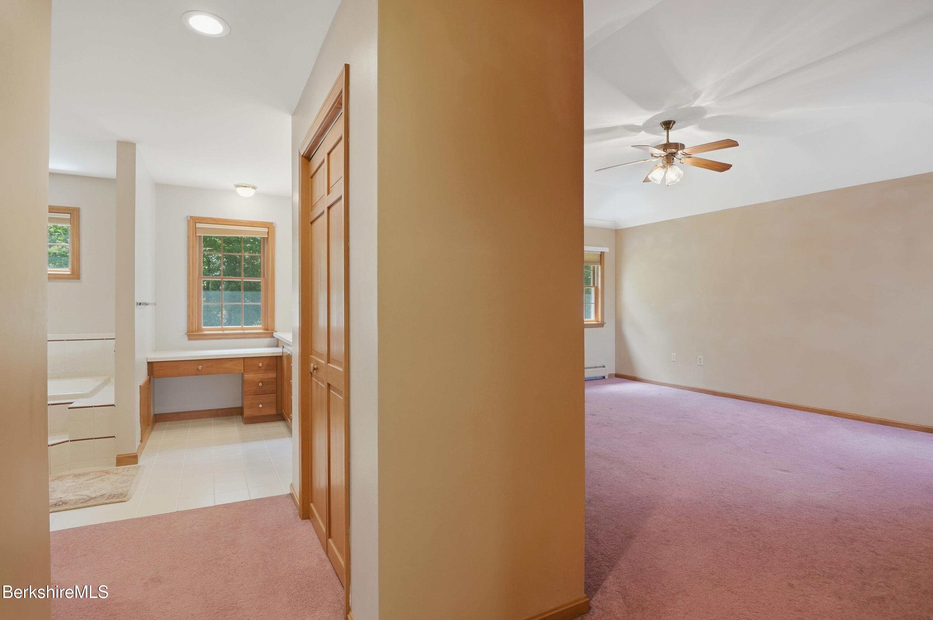 36 Meadow Ridge Drive Pittsfield, MA 01201 - Photo 32 of 54 dsc08601