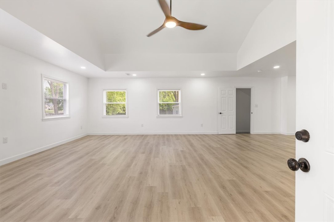 629 Little Meadow Drive Riverside, OH 45404 - Photo 10 of 48 This spacious primary bedroom offers ample light and modern finishes, perfect for serene living.