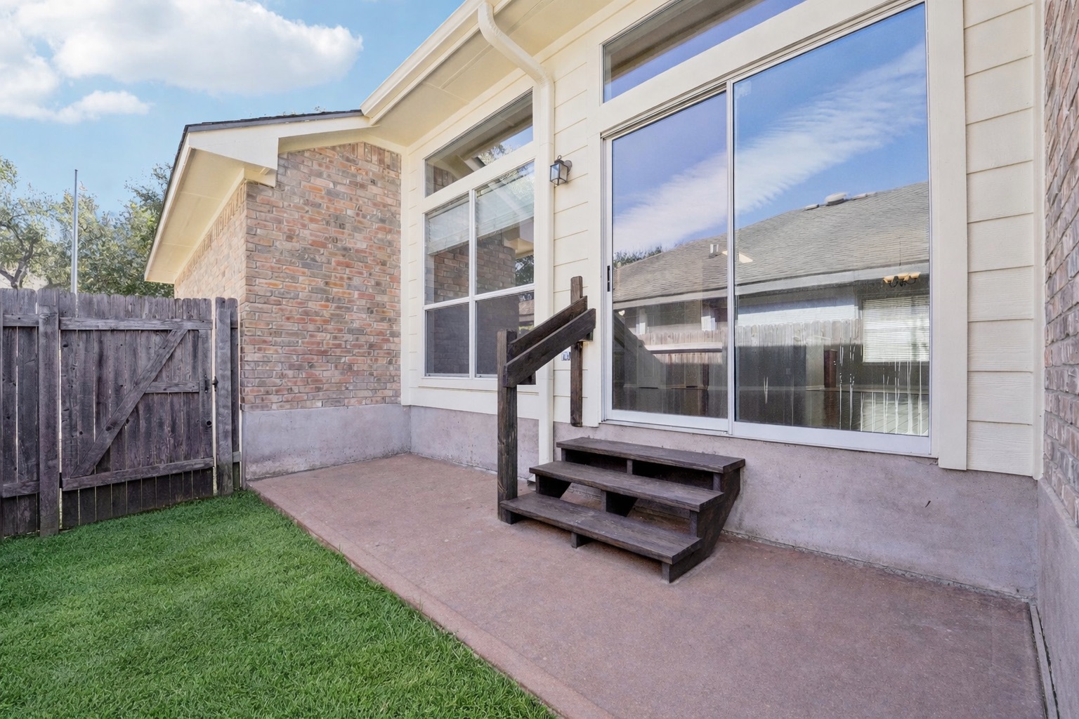 9002 Sommerland Way Austin, TX 78749 - Photo 16 of 17 *virtual grass*