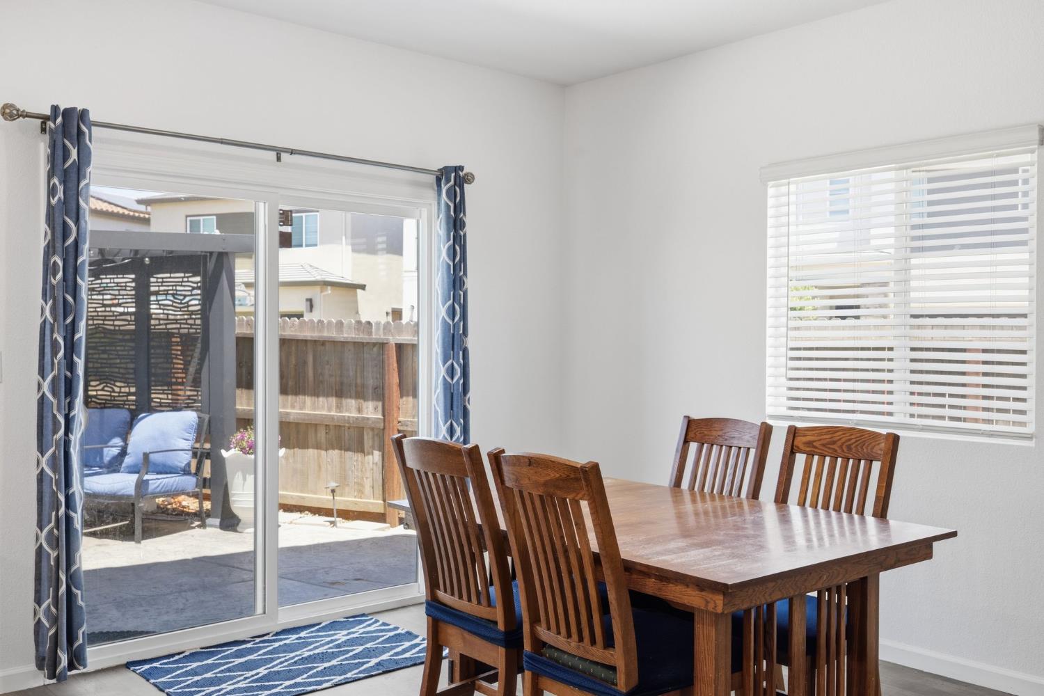 12201 Encanto Way Rancho Cordova, CA 95742 - Photo 9 of 38
