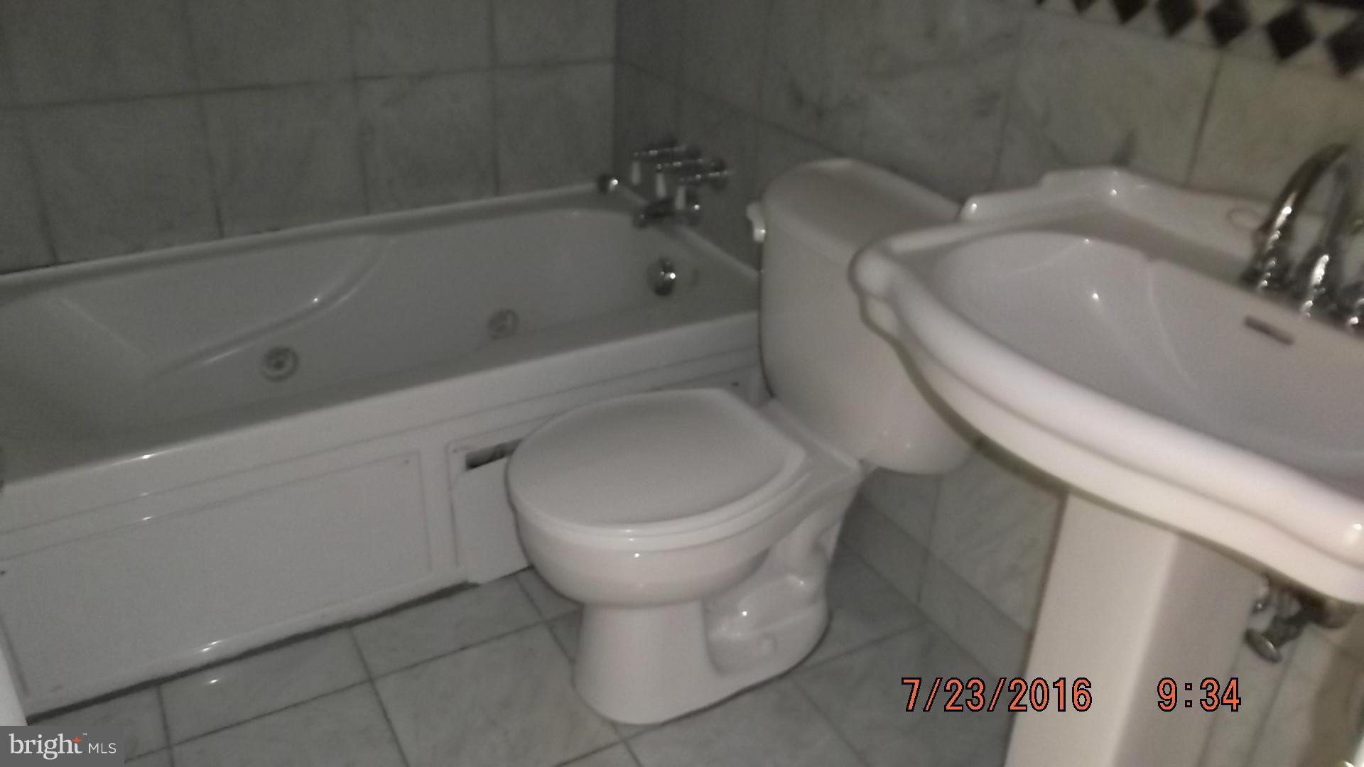 6709 Robinia Road Temple Hills, MD 20748 - Photo 8 of 16 Bath