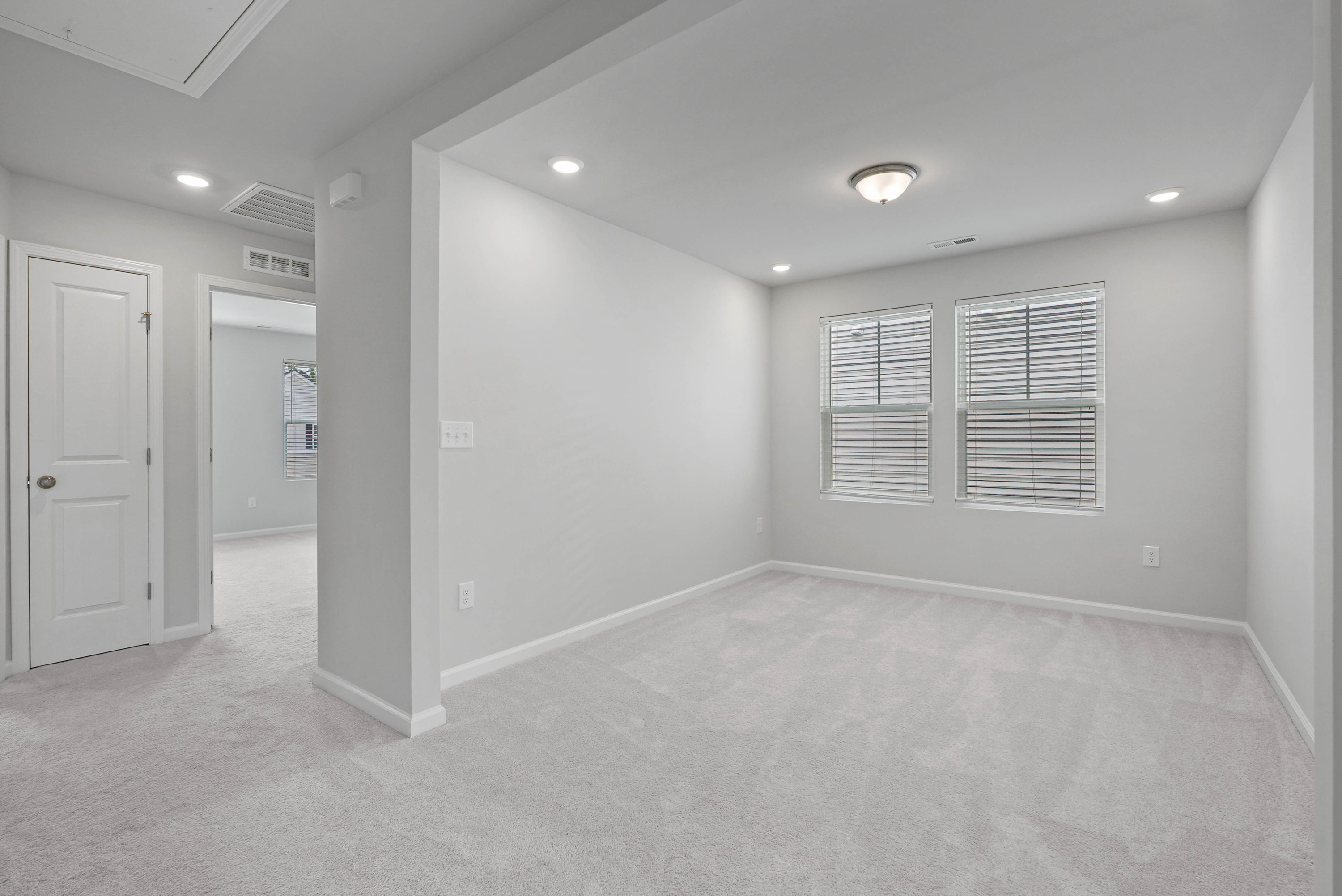 261 Eden View Bend Raleigh, NC 27610 - Photo 21 of 44 done261edenview-24.jpg