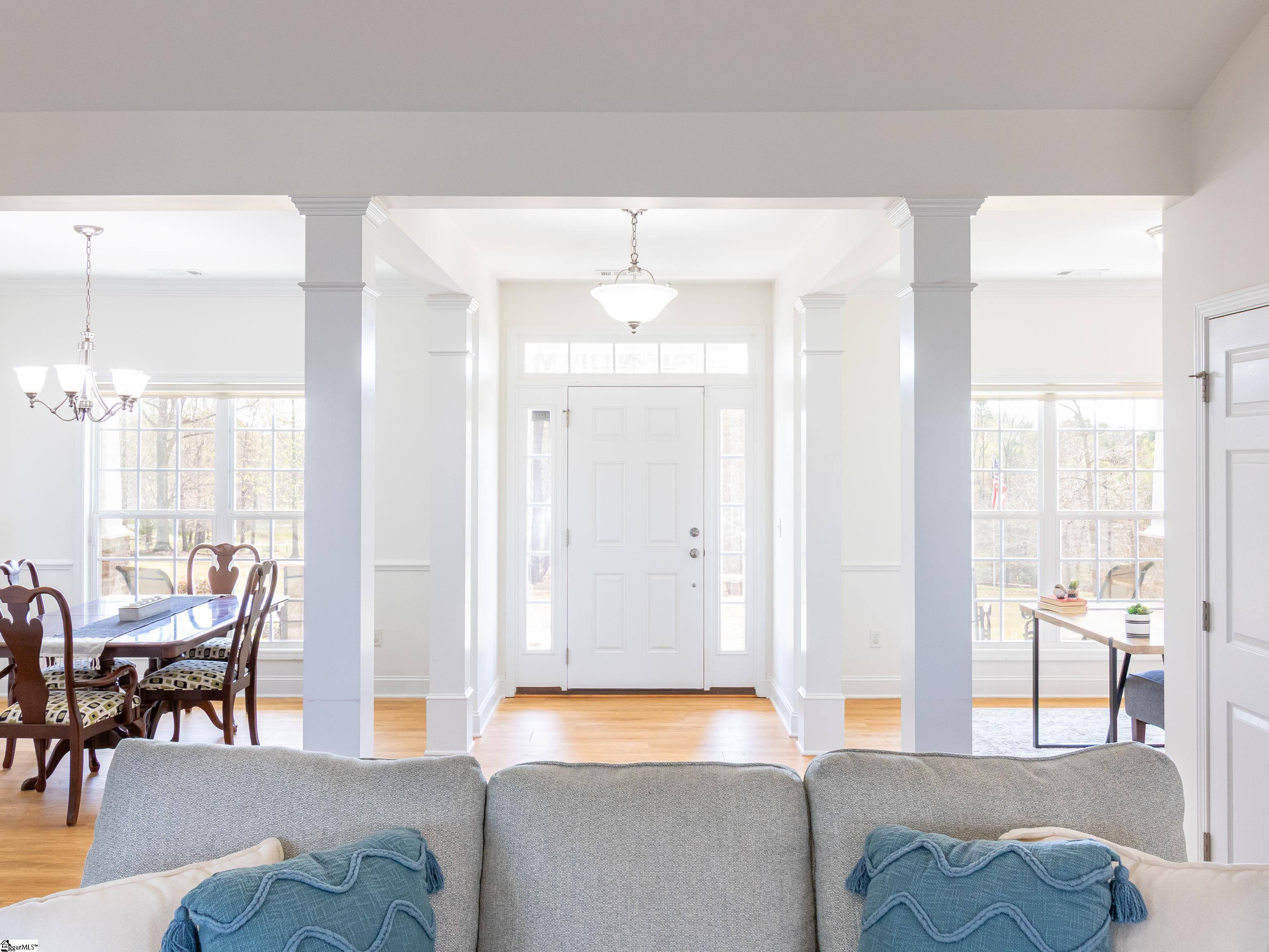 54 Woodall Road Greenville, SC 29617 - Photo 4 of 24