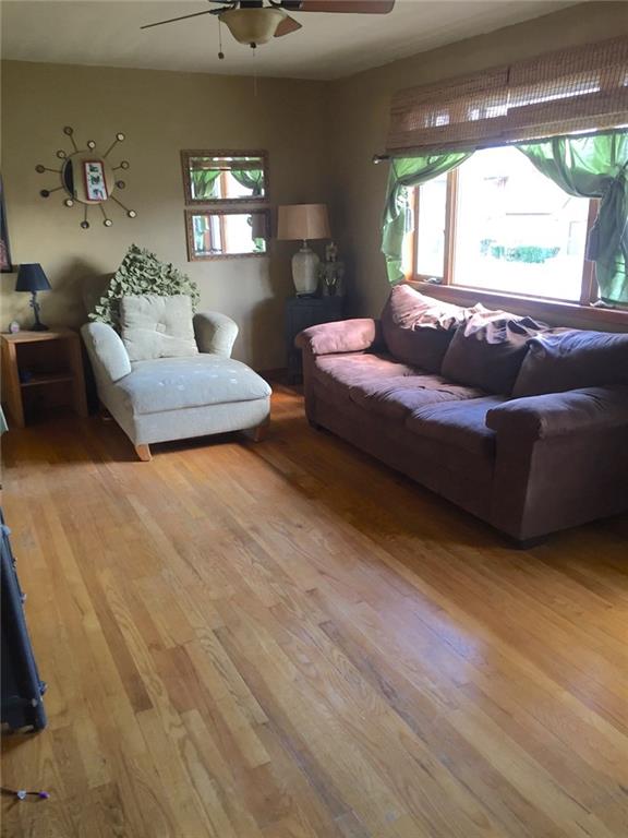 5 Bench Drive McKees Rocks, PA 15136 - Photo 4 of 16