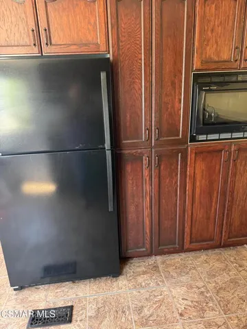 $142,500 | 250 Farland Drive, Thousand Oaks, CA 91320