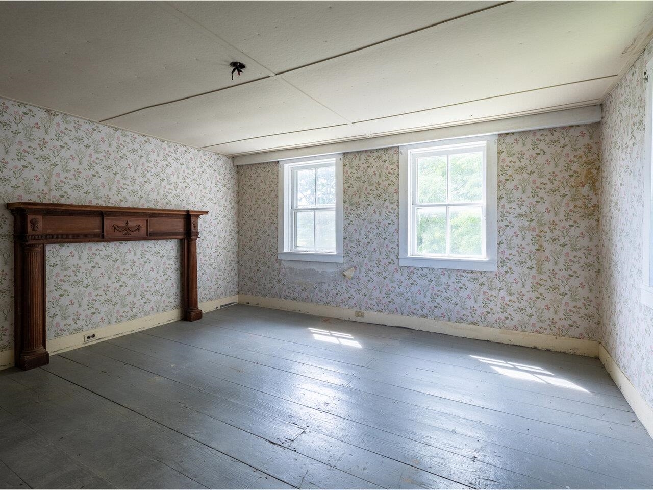 395 Austin House Road Colchester, VT 05446 - Photo 19 of 40 Gallery Image 19