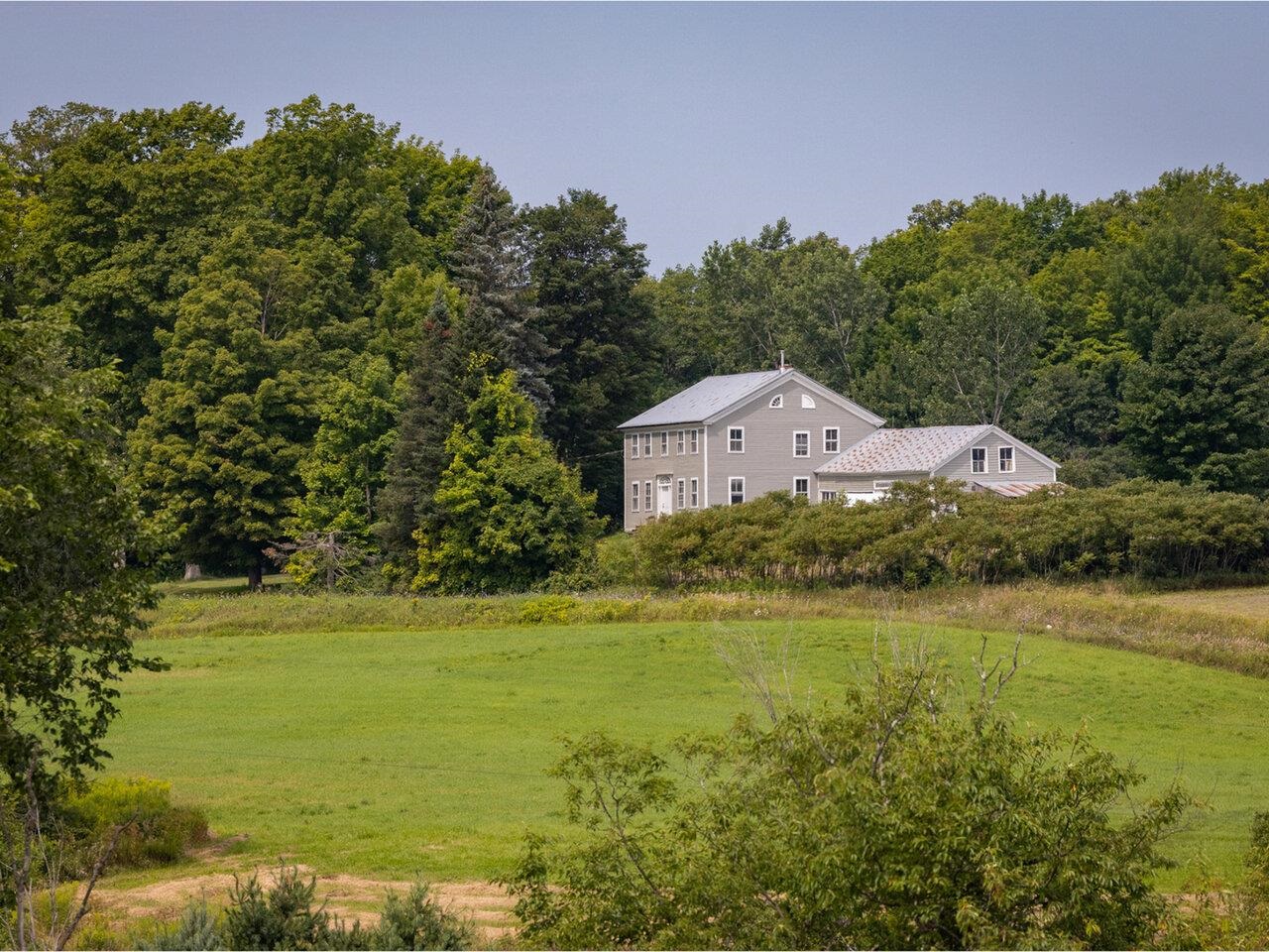 395 Austin House Road Colchester, VT 05446 - Photo 25 of 40 Gallery Image 25