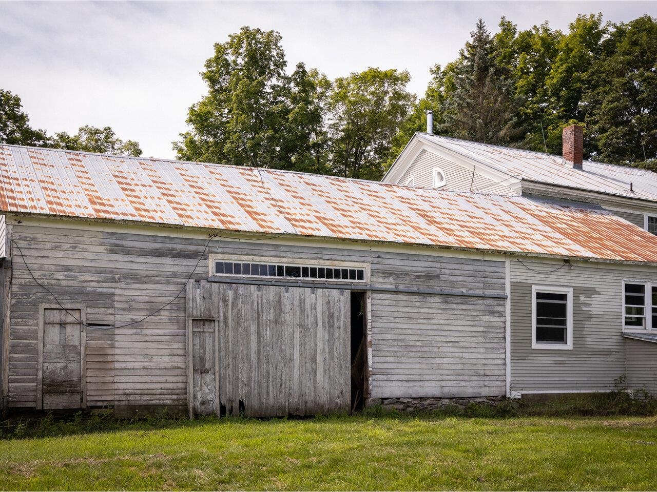 395 Austin House Road Colchester, VT 05446 - Photo 29 of 40 Gallery Image 29