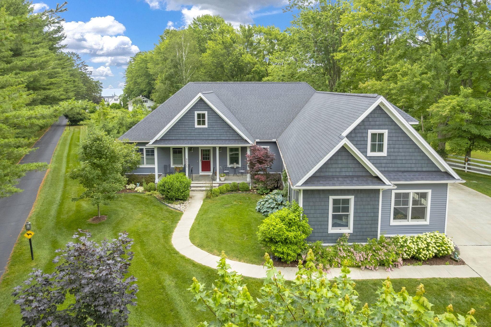 3905 Lakeshore Road Lexington, MI 48450 - Photo 3 of 86