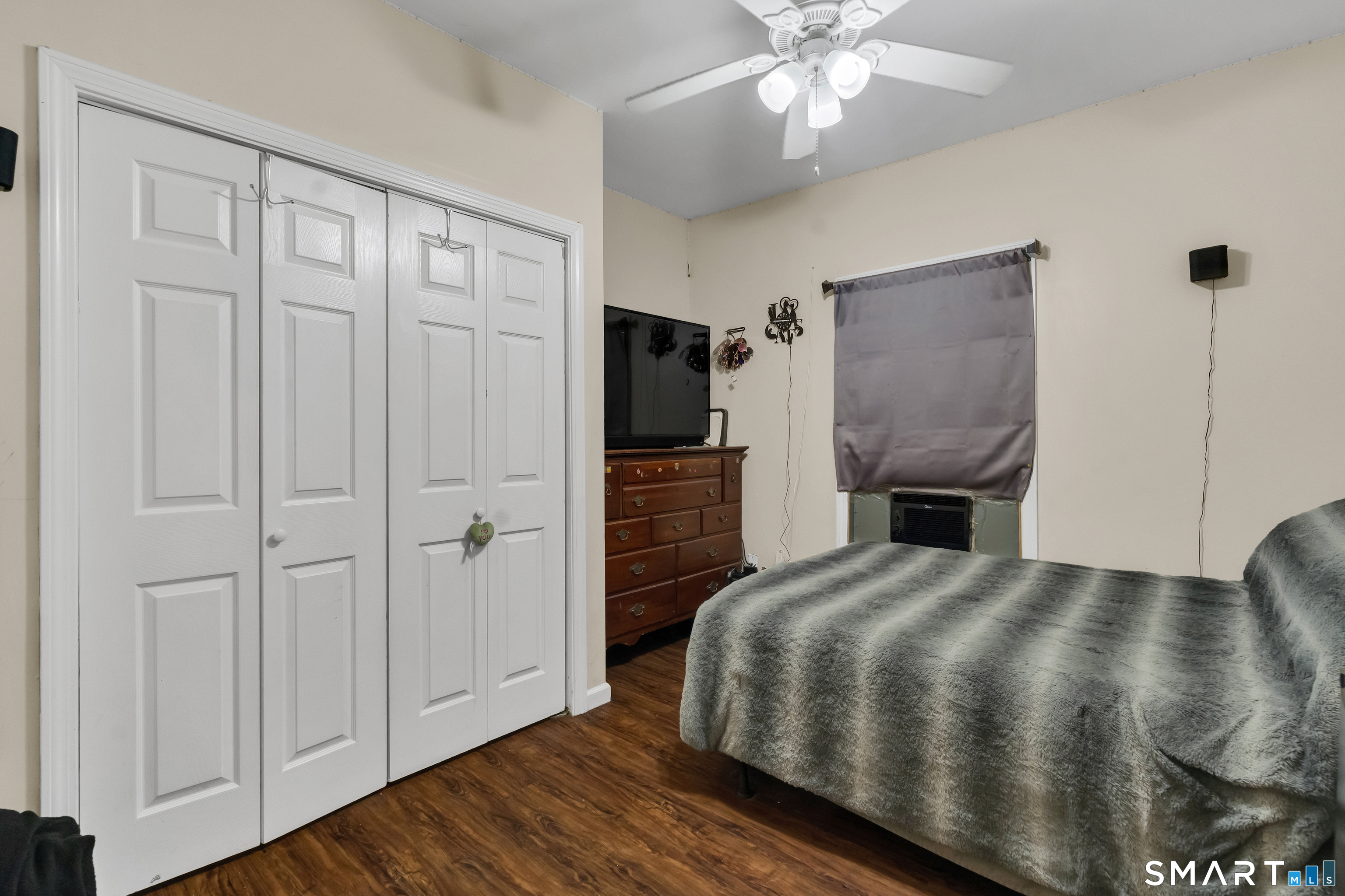 644-646 Maple Street Bridgeport, CT 06608 - Photo 25 of 40