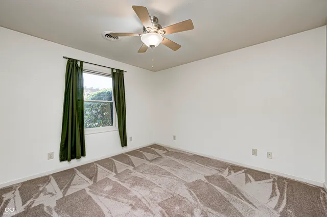 $219,900 | 1711 Lafayette Avenue, Unit 8, Lebanon, IN 46052