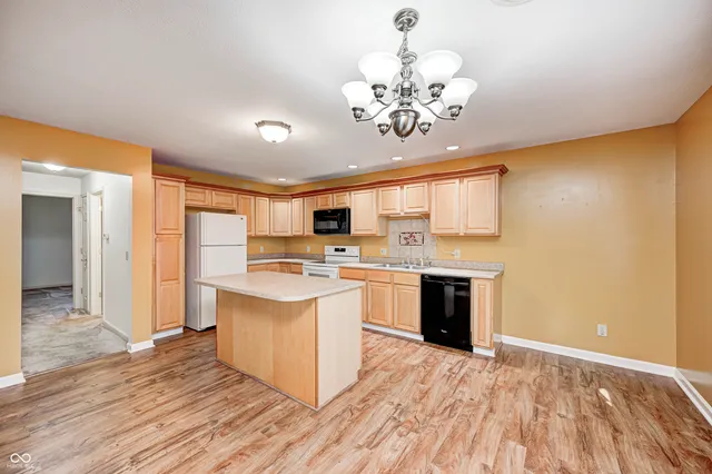 $219,900 | 1711 Lafayette Avenue, Unit 8, Lebanon, IN 46052