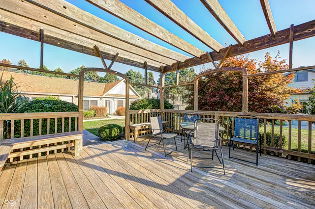 $219,900 | 1711 Lafayette Avenue, Unit 8, Lebanon, IN 46052