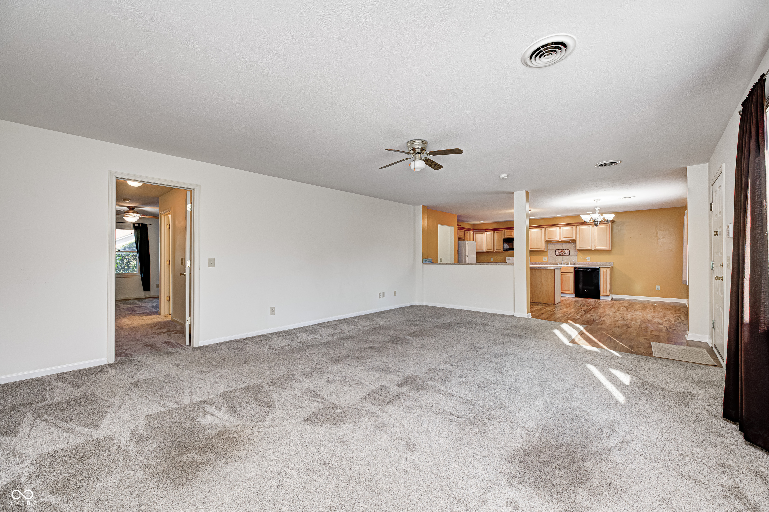 1711 Lafayette Avenue, Unit 8 Lebanon, IN 46052 - Photo 8 of 27