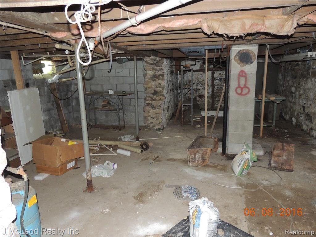 2267 West Snover Road Mayville, MI 48744 - Photo 20 of 24 DSCN1356.JPG