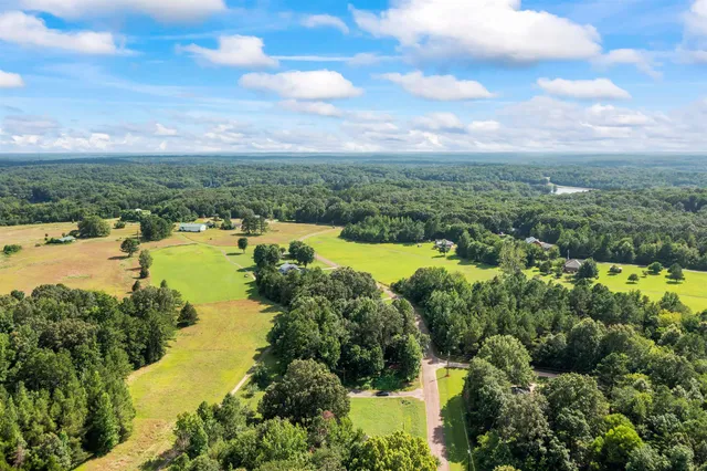 $175,000 | 290 Fairway Drive, Saulsbury, TN 38067