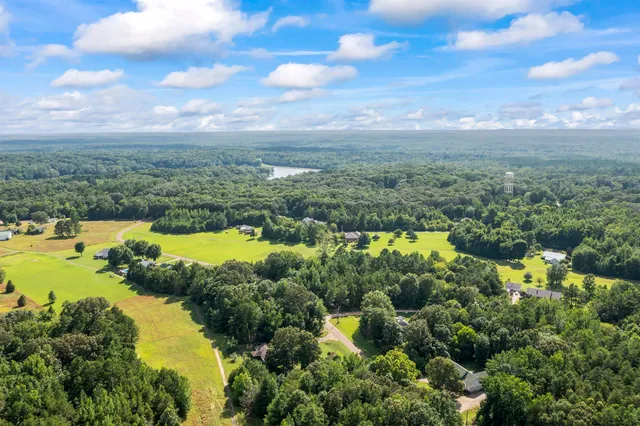 $175,000 | 290 Fairway Drive, Saulsbury, TN 38067