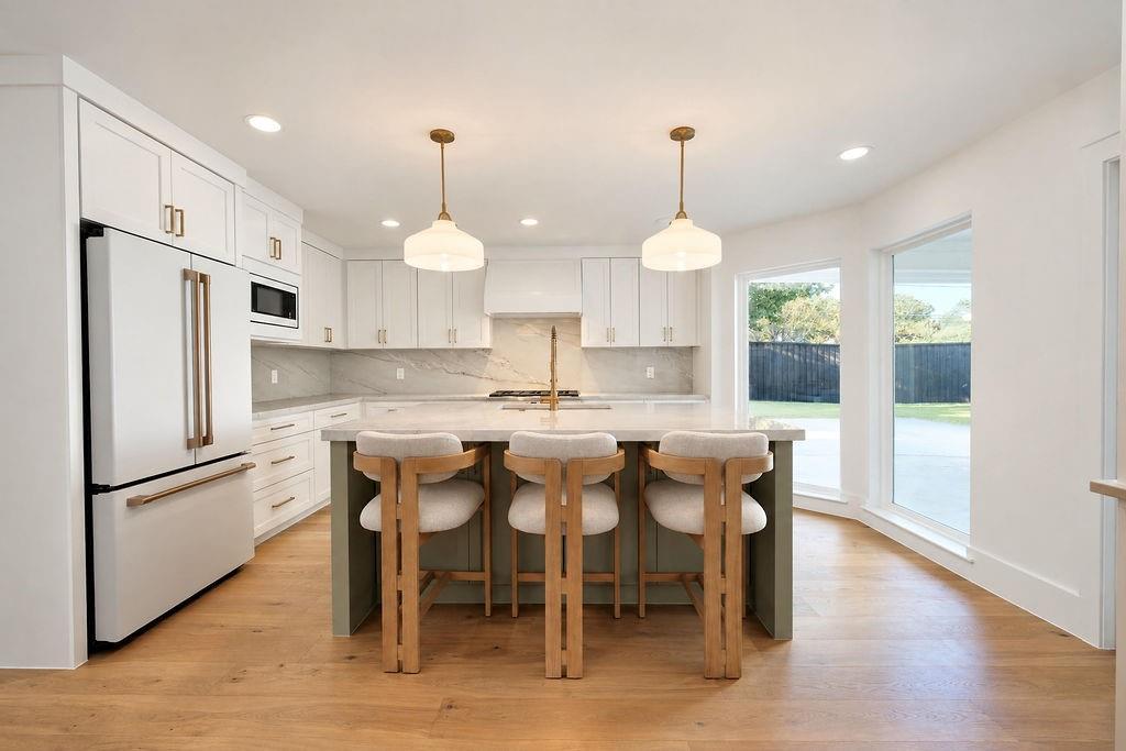9609 Viewside Drive Dallas, TX 75231 - Photo 12 of 40 Gallery Image 12