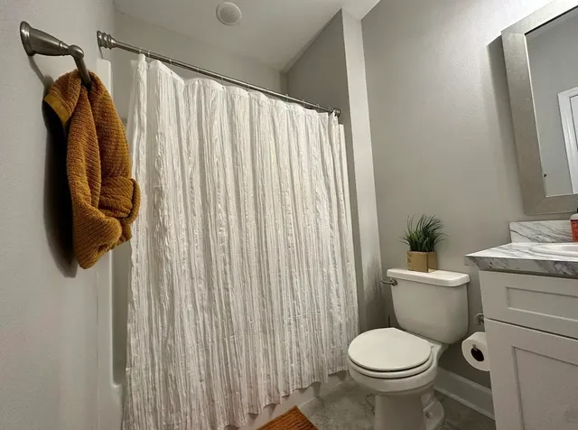 $2,100 | 929 Beaver Creek Way, Tallahassee, FL 32301