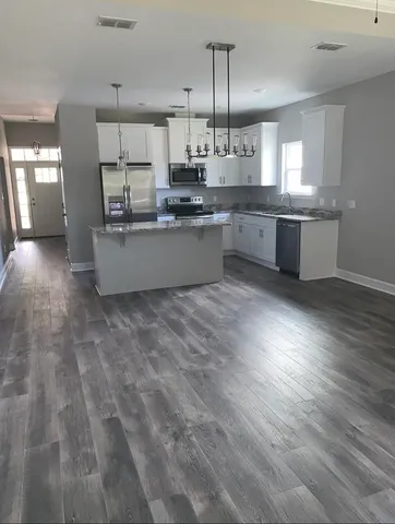 $2,100 | 929 Beaver Creek Way, Tallahassee, FL 32301