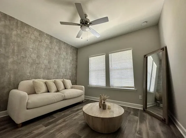 $2,100 | 929 Beaver Creek Way, Tallahassee, FL 32301