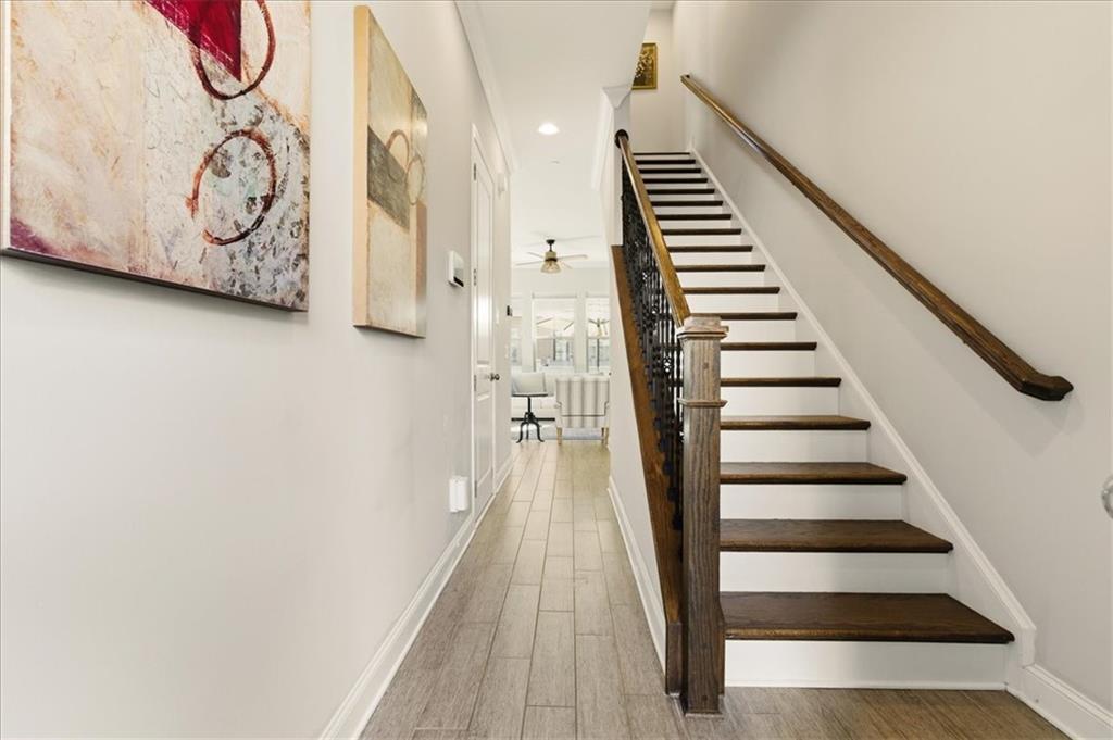 446 Cranleigh Ridge Smyrna, GA 30080 - Photo 3 of 44