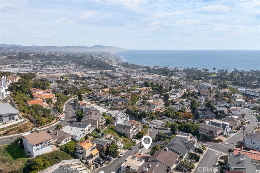 33961 Crystal Lantern Dana Point, CA 92629 - Photo 26 of 28 an aerial view of a city
