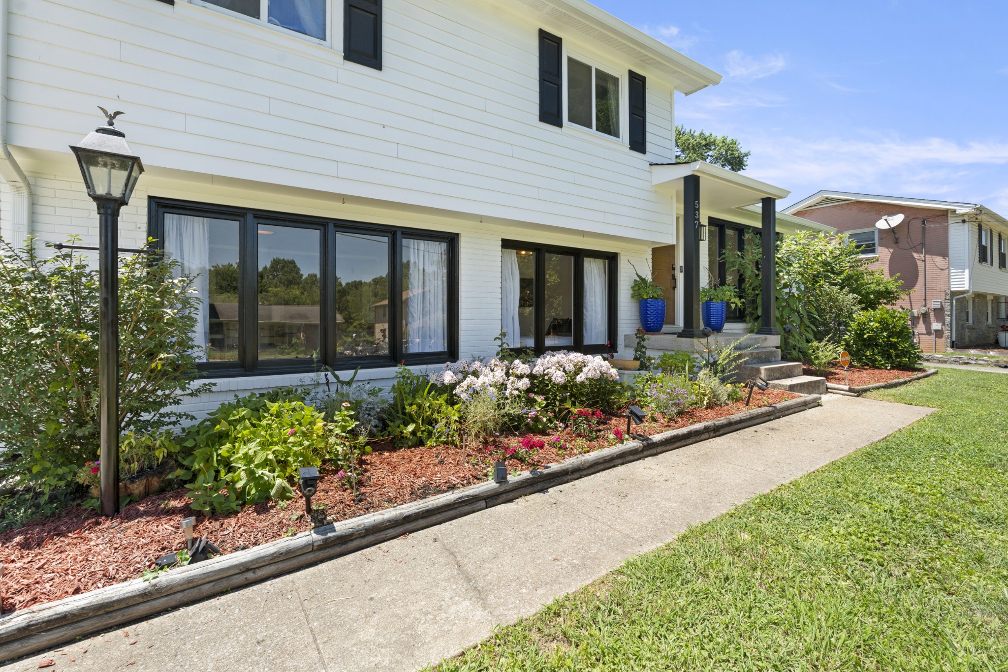 537 Rural Hill Road Nashville, TN 37217 - Photo 2 of 29