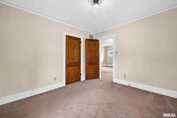 $170,000 | 1061 Brown Avenue, Galesburg, IL 61401