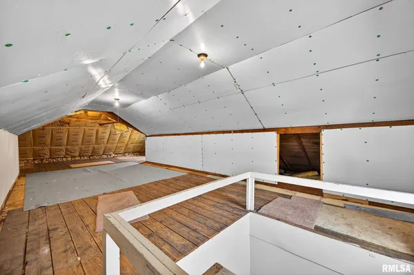 $170,000 | 1061 Brown Avenue, Galesburg, IL 61401