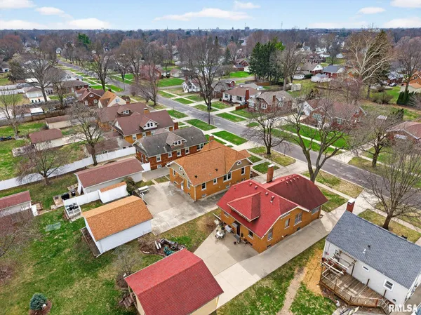 $170,000 | 1061 Brown Avenue, Galesburg, IL 61401