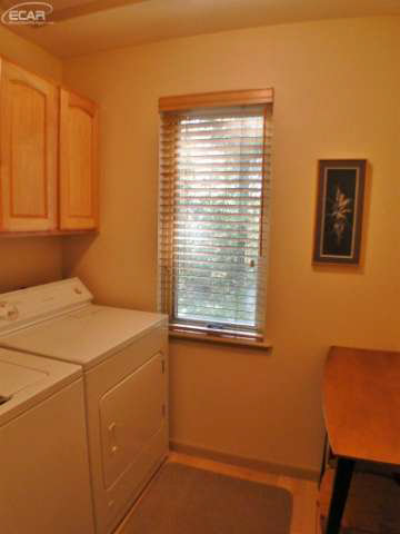 1325 Vandekarr Road Owosso, MI 48867 - Photo 18 of 38 20449851-17.JPG