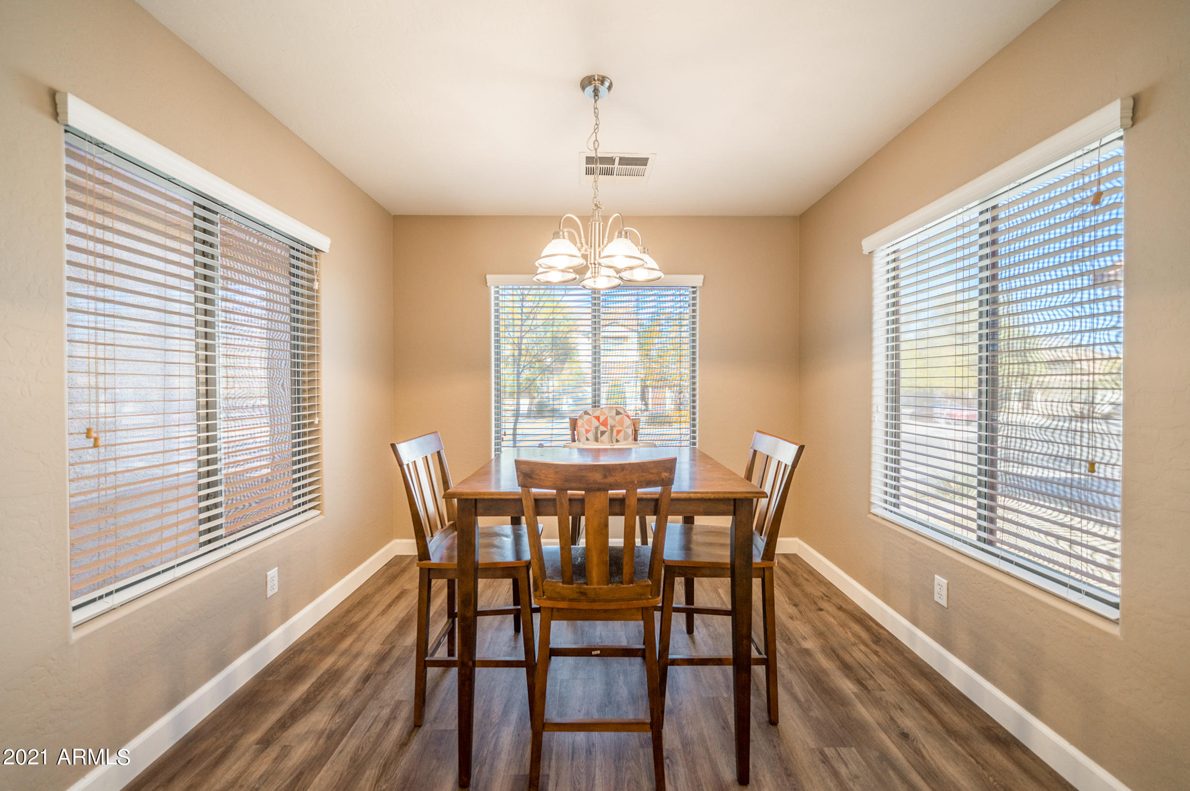3163 West Tanner Ranch Road Queen Creek, AZ 85144 - Photo 13 of 45 3163 Tanner Ranch - 10Dining Room