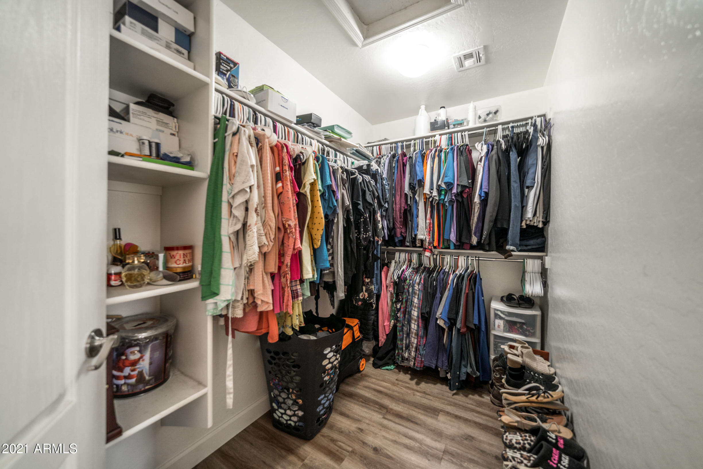 3163 West Tanner Ranch Road Queen Creek, AZ 85144 - Photo 24 of 45 3163 Tanner Ranch - 23Master Closet