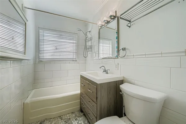 $2,250 | 1711 South 6th Street, Las Vegas, NV 89104