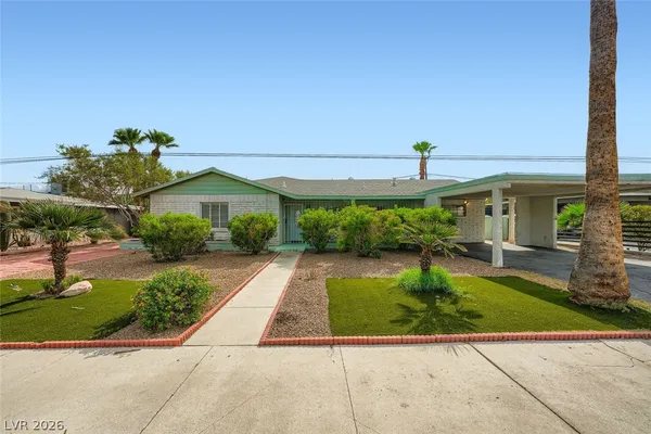 $2,250 | 1711 South 6th Street, Las Vegas, NV 89104