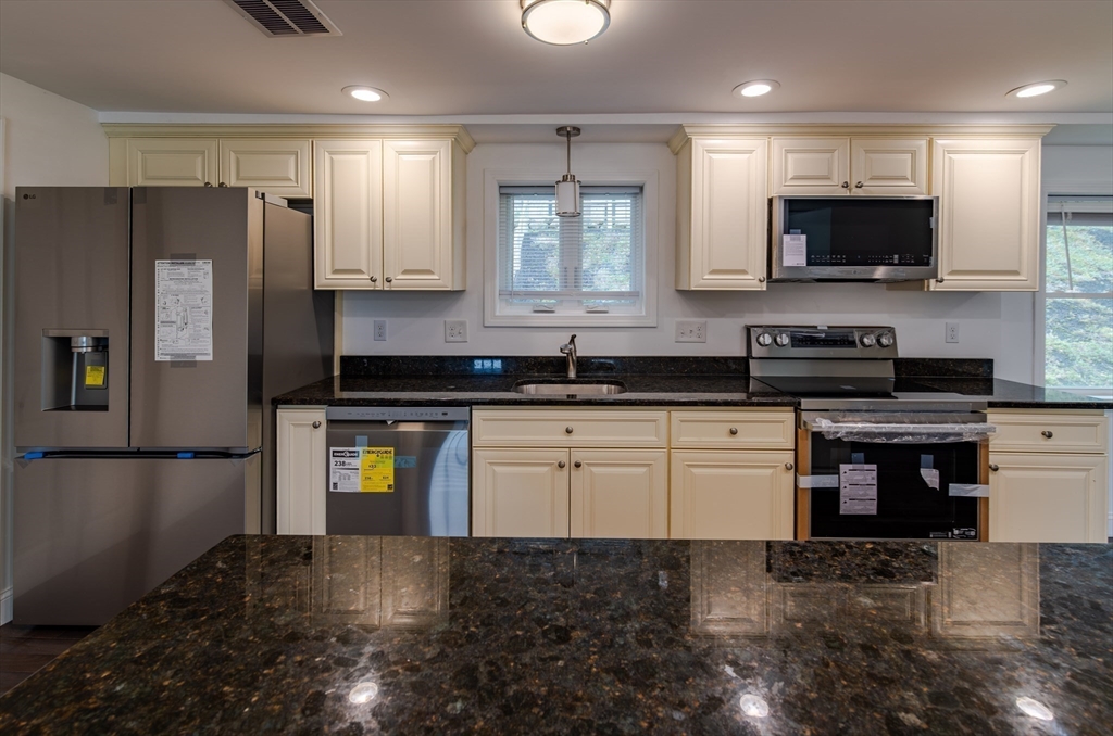 56 Trask Road Peabody, MA 01960 - Photo 11 of 23 Gallery Image 11