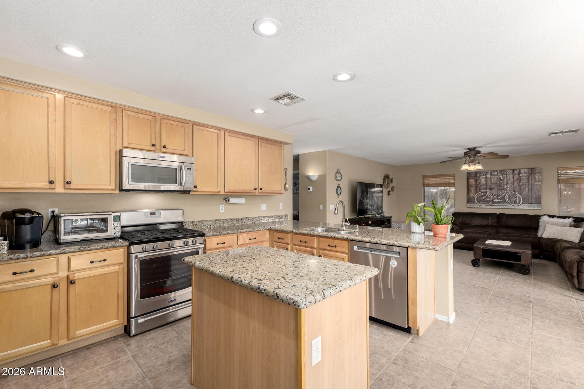 1163 East Devon Drive Gilbert, AZ 85296 - Photo 13 of 39 16 Devon