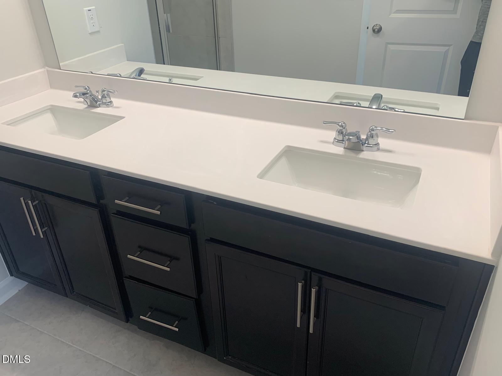 5124 Anamosa Street Raleigh, NC 27610 - Photo 51 of 93 WhatsApp Image 2026-06-06 at 08.39.27 (4