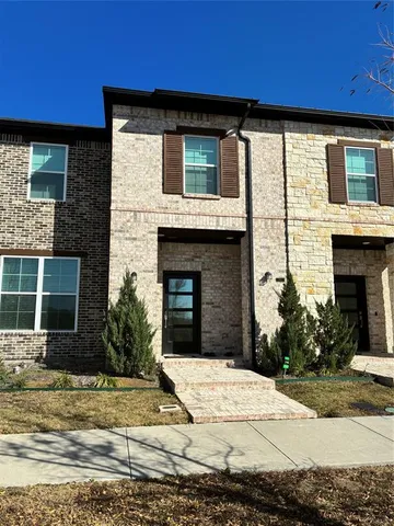 $2,390 | 8911 Cave Spgs Mews, Rowlett, TX 75089