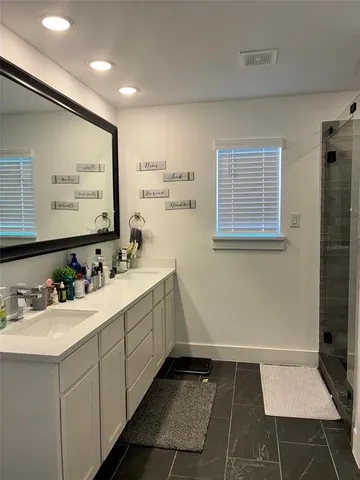 $2,390 | 8911 Cave Spgs Mews, Rowlett, TX 75089