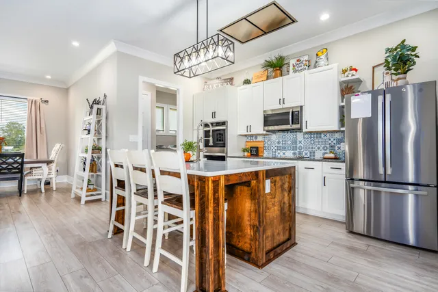 $649,900 | 380 Big Oak Road, Minor Hill, TN 38473