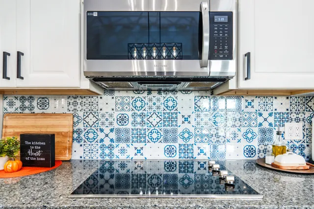 $649,900 | 380 Big Oak Road, Minor Hill, TN 38473