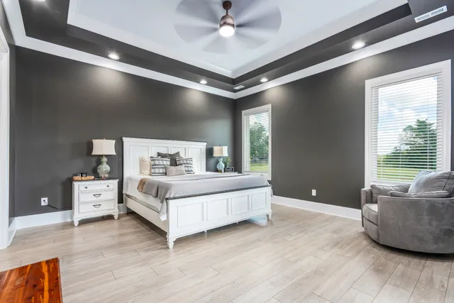 $649,900 | 380 Big Oak Road, Minor Hill, TN 38473