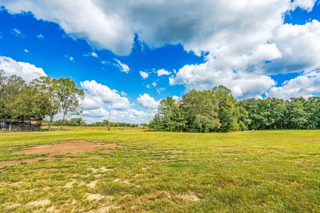 $649,900 | 380 Big Oak Road, Minor Hill, TN 38473