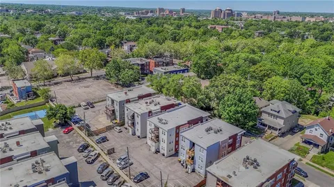 $1,740,000 | 4017-4023 Harrison Street, Kansas City, MO 64110