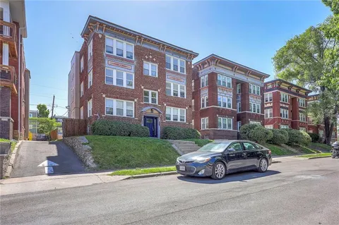 $1,740,000 | 4017-4023 Harrison Street, Kansas City, MO 64110