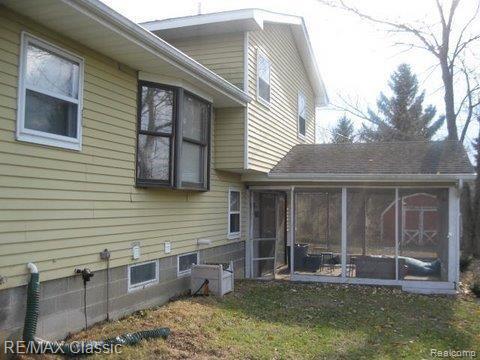 7421 North Dixboro Road South Lyon, MI 48178 - Photo 2 of 3 Dixboro 7421 sec.ck. 11-15-10 (11).JPG